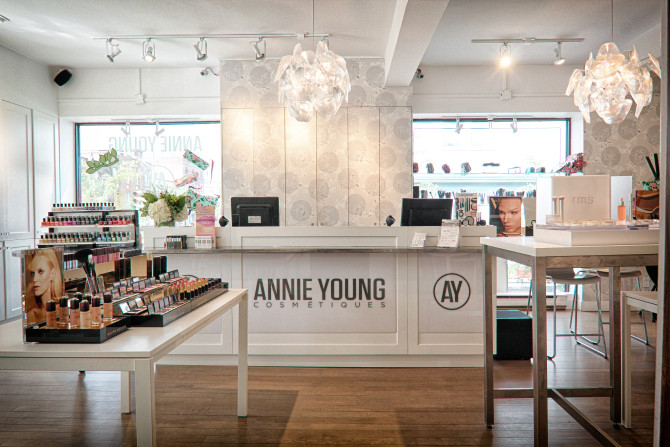 ANNIE YOUNG COSMETIQUES
