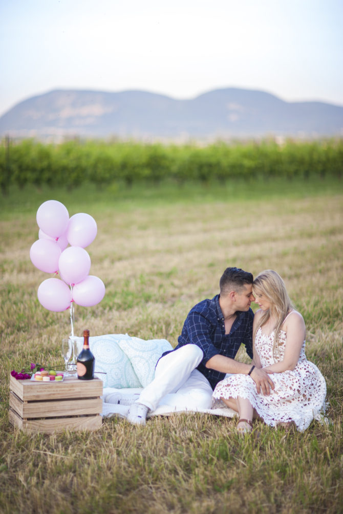 ENGAGEMENT PHOTOSHOOT