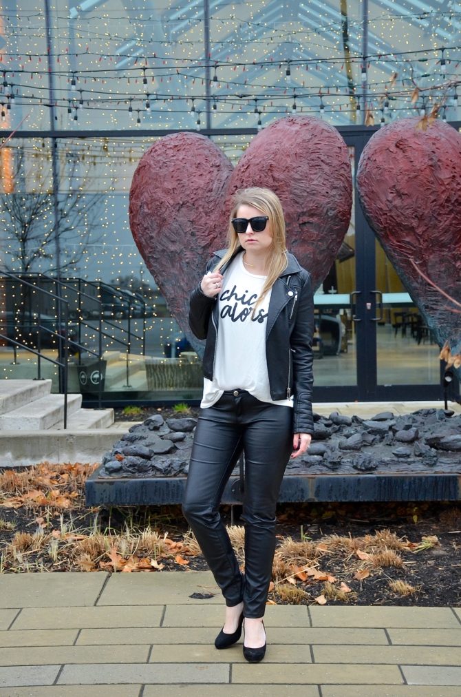 CHRISTMAS COUNTDOWN: STEPHANIE CHIC